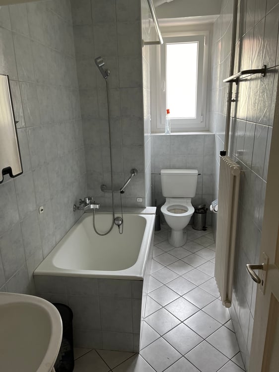 Bureaux plein centre Av. Leopold Robert 17 4