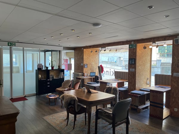 Local commercial à Louer pour le 1er mai 2025 5