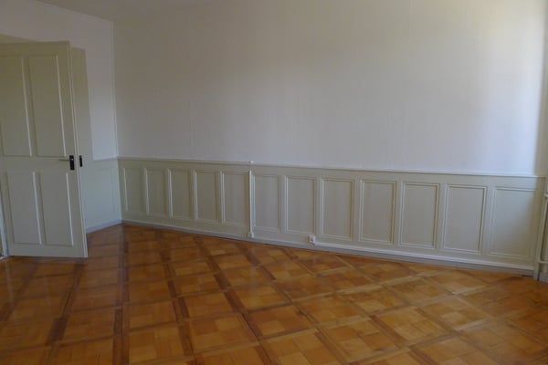 Beau bureau, cabinet esthétique, cabinet médical, appartement 4