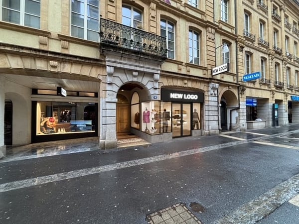 Magnifique magasin au cœur de Neuchâtel - Rue de l'Hôpital 2