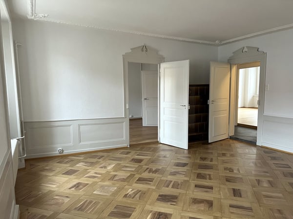 excellent investissement dans un immeuble neuf 5% de rendement 186'000 de loyers 1