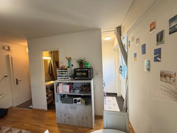 Beau studio rénové à louer dans le centre de Chavannes 3