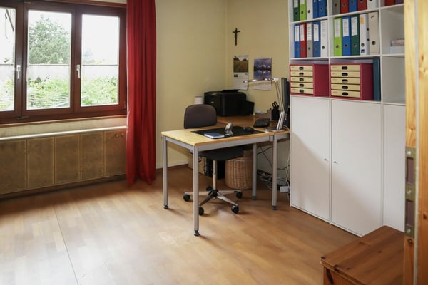 Sehr ruhige und sonnige Lage: 6-Zimmer Einfamilienhaus 14