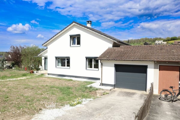 ruhig und sonnig: 4,5 Zimmer-Einfamilienhaus an bester Lage