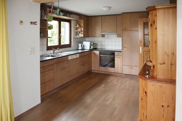 6-Zimmer Einfamilienhaus an sehr ruhiger und sonniger Lage 12