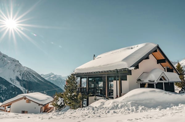 Charming Alpine Chalet in Wiler (Lötschen) – Stunning Mountain Views 3