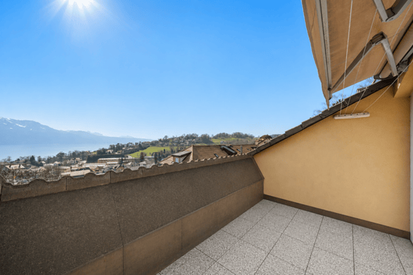 Appartement de 3,5 pièces avec une magnifique vue sur le lac et les montagnes ! 2