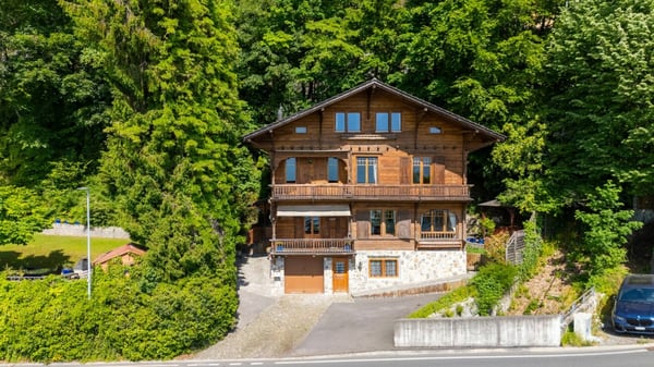 Chalet historique avec une vue imprenable sur le lac !
