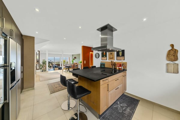 Villa individuelle de 7.5 pièces avec vue exceptionnelle sur lac et montagnes 4