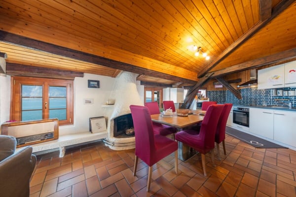 Une maison villageoise de caractère avec vue sur le lac 3