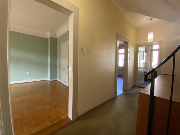 Seltene Gelegenheit - 2.5-Zimmer-Reihenhaus in Basel mit historischem Flair 6