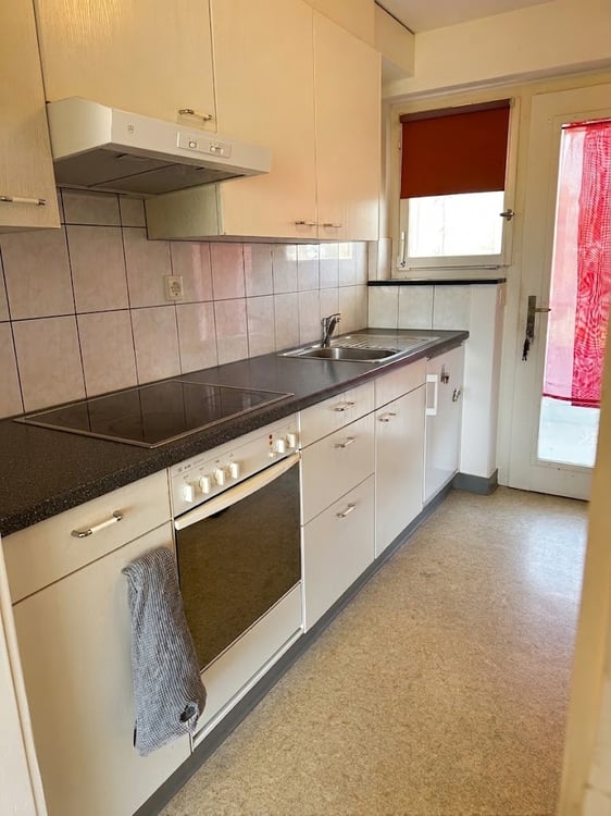 2.5 Zimmer Wohnung, ca. 40m2, zentral gelegen in Rafz 2