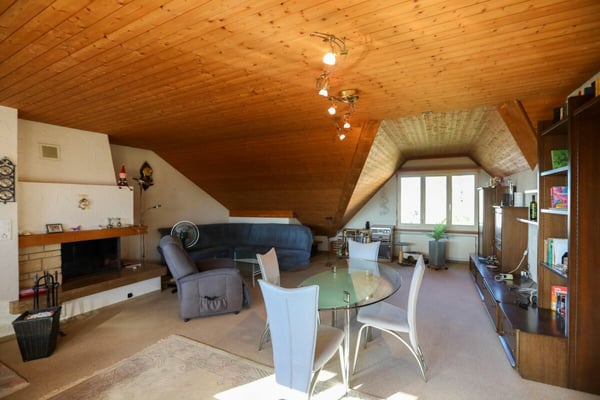 Grosszügige Dachwohnung für Sie und ihre Familie 2