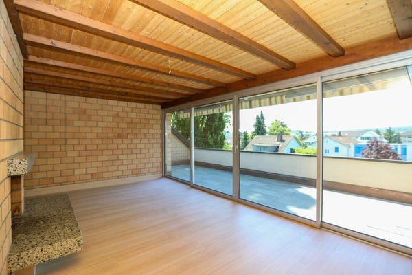 Grosszügige Dachwohnung mit sonniger Terrasse in Weinfelden 10