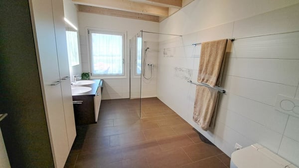 Wohnen im Grünen - hochwertiger 4.5-Zimmer Hausteil mit idyllischem Garten 6