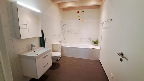 Wohnen im Grünen - hochwertiger 4.5-Zimmer Hausteil mit idyllischem Garten 5
