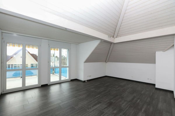 Dachwohnung mit Galerie direkt am Bahnhof 3