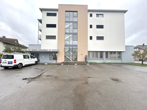 Gewerbe- / Bürofläche in Derendingen zu vermieten 4