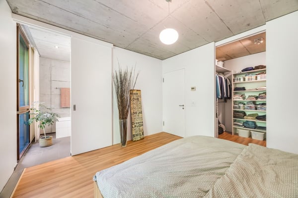 Helle Parterre-Wohnung mit beeindruckendem Sitzplatz und Aussicht in 6220 Ingenbohl-Brunnen 8