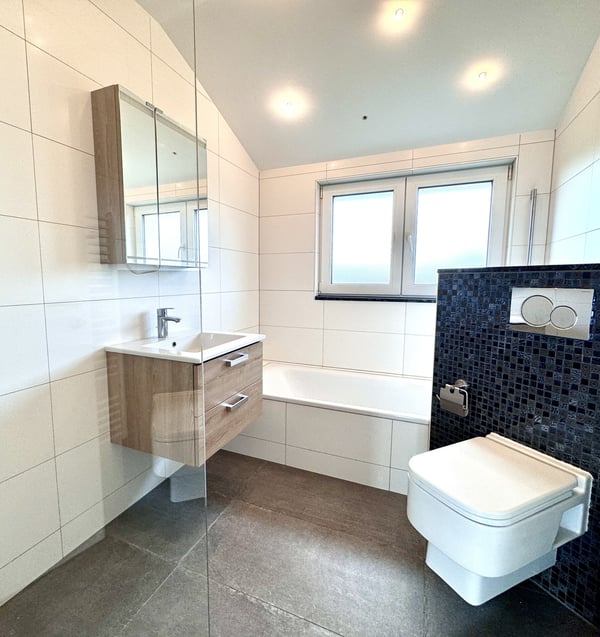 Charmante 3.5-Zimmer-Dachwohnung in Bösserach 7