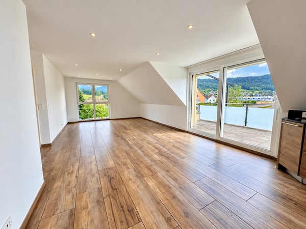 Charmante 3.5-Zimmer-Dachwohnung in Bösserach 2