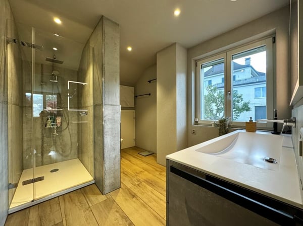 Luxus, Raum und Design - ein Zuhause mit Charakter und Klasse 8