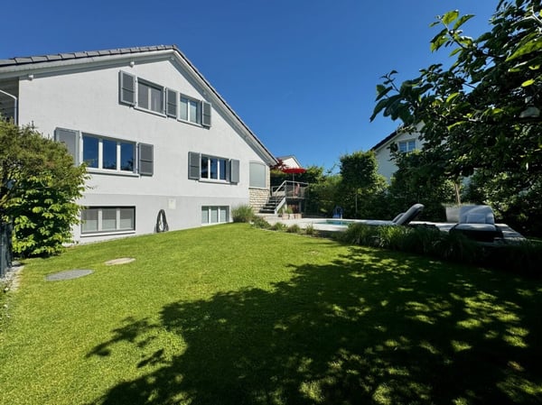 Luxus, Raum und Design - ein Zuhause mit Charakter und Klasse 16