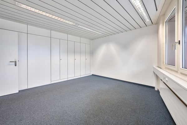 Büro-/Praxisraum an bester Lage! 3