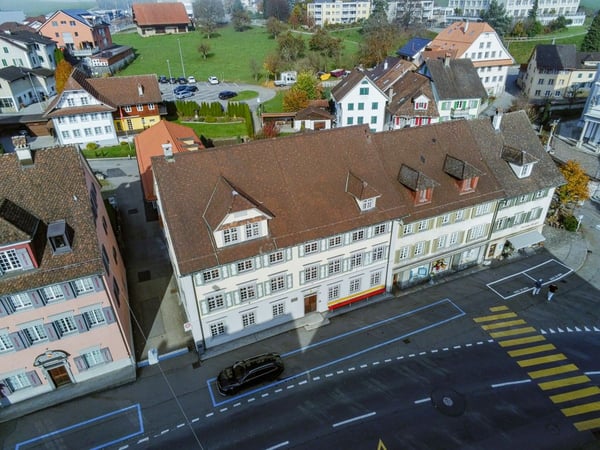Charaktervolle Liegenschaft im historischen Ortszentrum 1