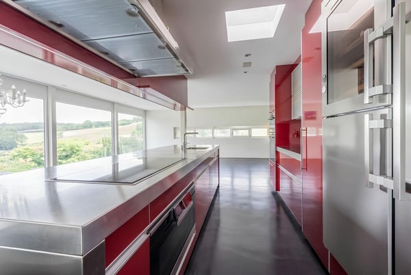 Puristisches 7.5-Zimmer-Einfamilienhaus auf 1'660 m² Traumgrundstück 3
