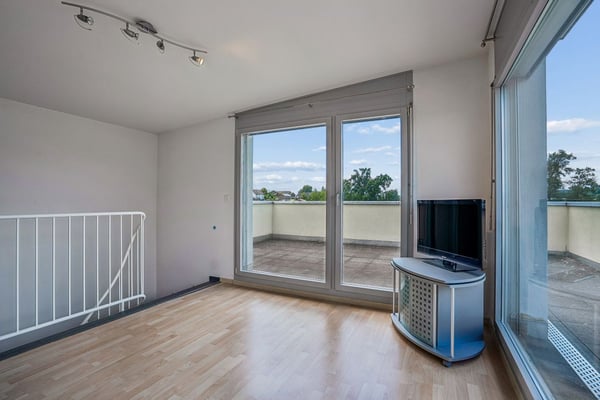 Freistehendes 5-Zimmer-Einfamilienhaus mit 3-Zimmer-Einliegerwohnung und Studio 9
