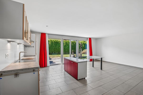Freistehendes 5-Zimmer-Einfamilienhaus mit 3-Zimmer-Einliegerwohnung und Studio 11