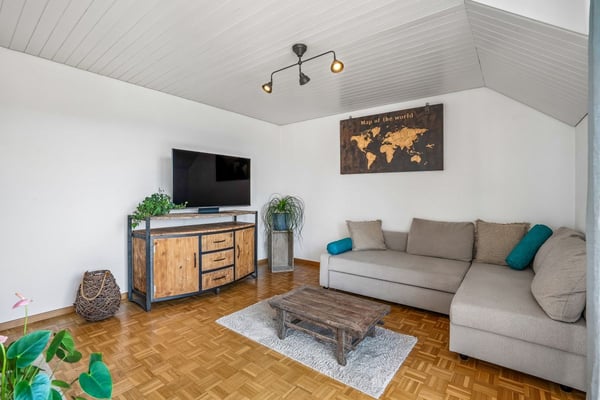 Wohlfühlwohnung an sonniger und ruhiger Lage mit herrlichem Weitblick 3
