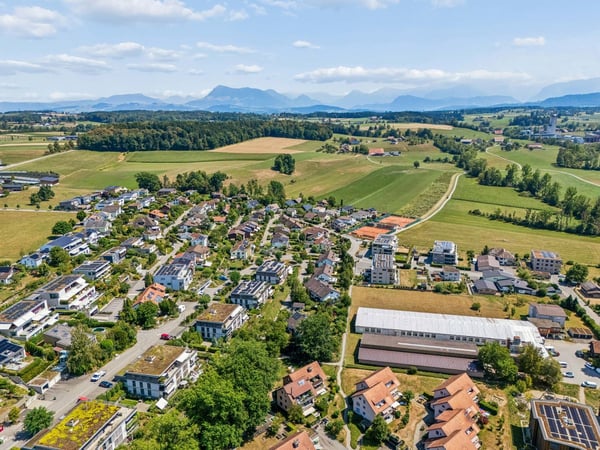 Wohlfühlwohnung an sonniger und ruhiger Lage mit herrlichem Weitblick 12