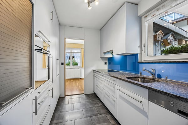 Ländlich wohnen mit Weitsicht: Flexibles Wohnhaus mit Ladenlokal und Ausbaupotenzial 9