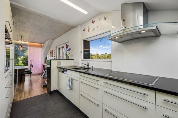 Ländlich wohnen mit Weitsicht: Flexibles Wohnhaus mit Ladenlokal und Ausbaupotenzial 3