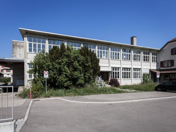 Flexible Gewerbefläche mit Rampe und direkter Zufahrt - in Bazenheid 5