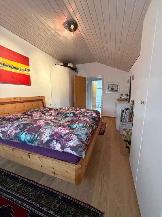 Attraktive 4-Zimmer-Dachwohnung mit Liftzugang direkt in die Wohnung 3