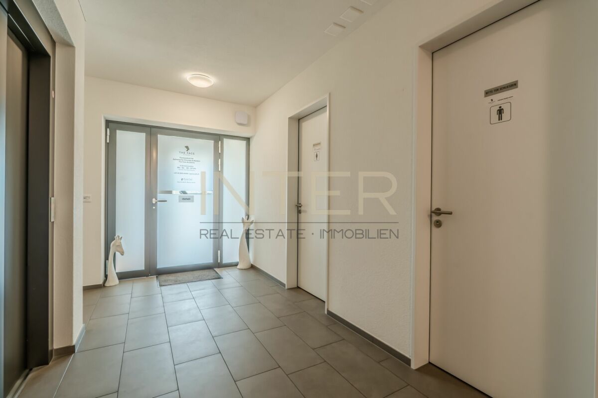 Praxisräume im Zentrum von Baar (ZG) - 3 Behandlungsräume mit Lavabo