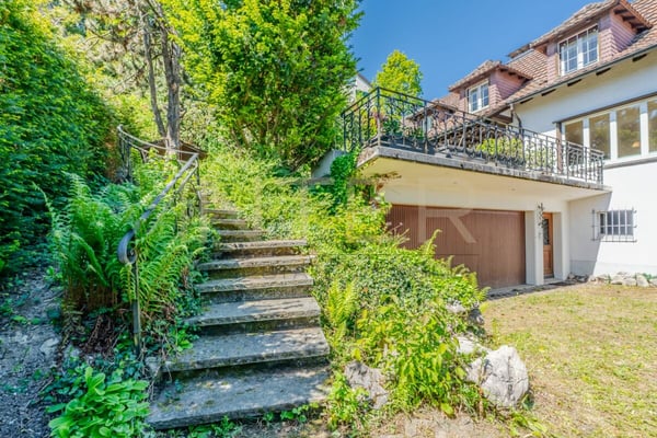 Stilvolles freistehendes 6.5-Zi-EFH mit 981 m² Grundstück, Seesicht und Entwicklungspotenzial in Oberrieden 30