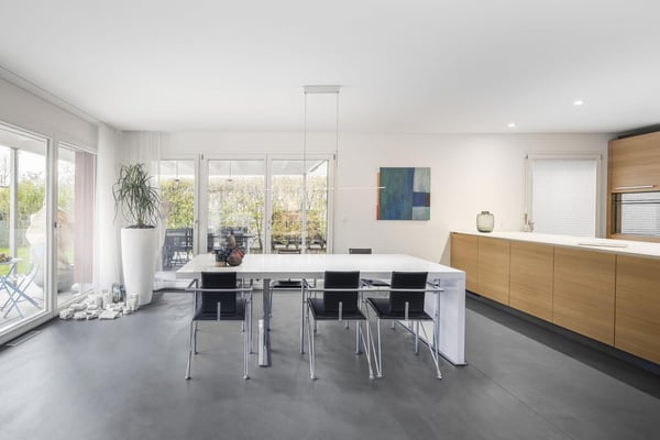 Einfamilienhaus mit Pool 9