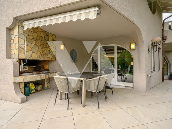 A vendre - Superbe villa d'architecte avec piscine 10