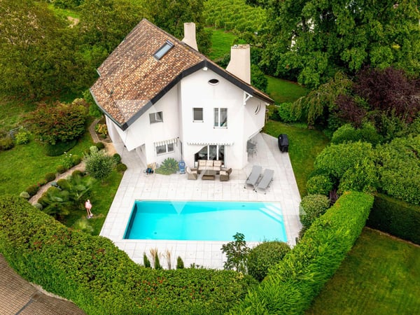 A vendre - Superbe villa d'architecte avec piscine 8