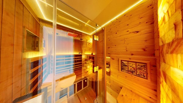 Zwei Wohnungen in einer: 4 Zimmer, Sauna und zwei Balkone gegen Süden 28