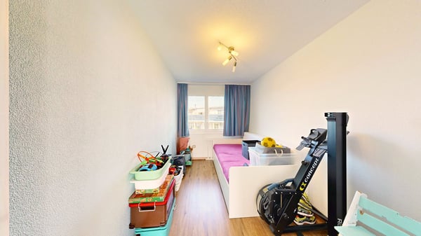 Zwei Wohnungen in einer: 4 Zimmer, Sauna und zwei Balkone gegen Süden 18