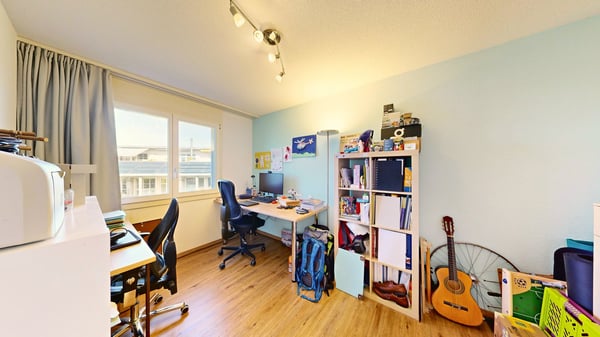 Zwei Wohnungen in einer: 4 Zimmer, Sauna und zwei Balkone gegen Süden 19