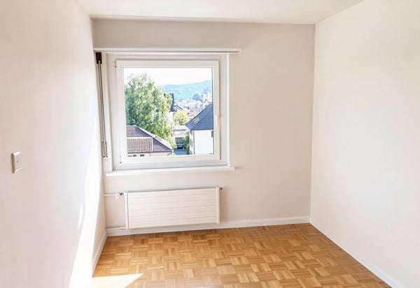 Charmante 4.5-Zimmer-Wohnung mit Balkon und schöner Aussicht in Wil SG 8