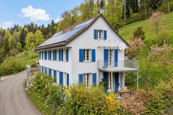 Historischer Charme, moderne Technik und naturnahe Lage! 2