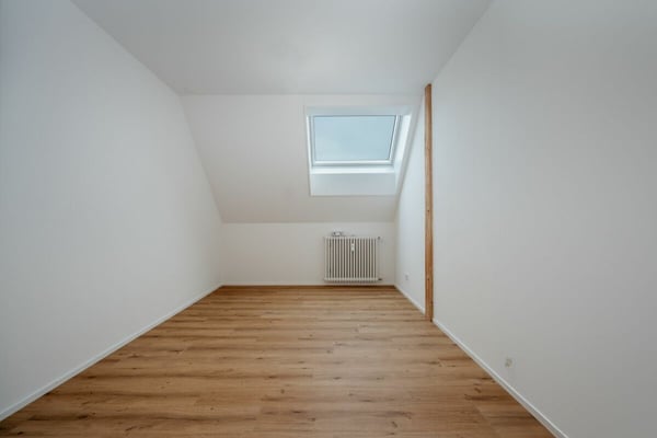 Charmante 4-Zimmer-Maisonettewohnung mit Galerie, Dachterrasse und Loggia 8