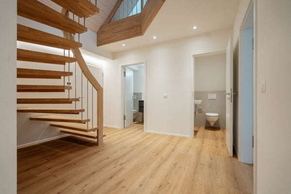 Charmante 4-Zimmer-Maisonettewohnung mit Galerie, Dachterrasse und Loggia 2